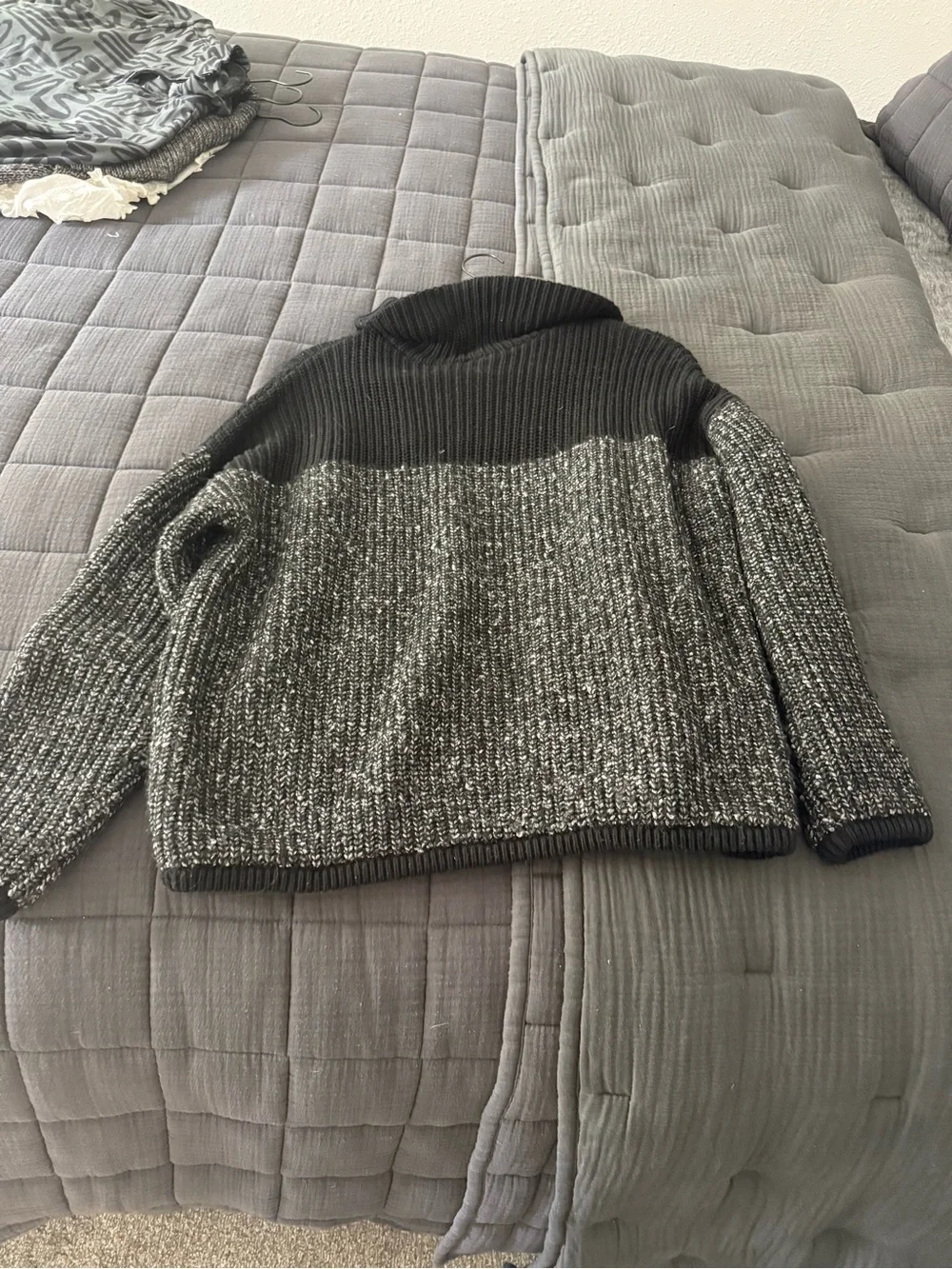 Women’s Varley Two-Tone Black and Gray Quarter-Zip Sweater